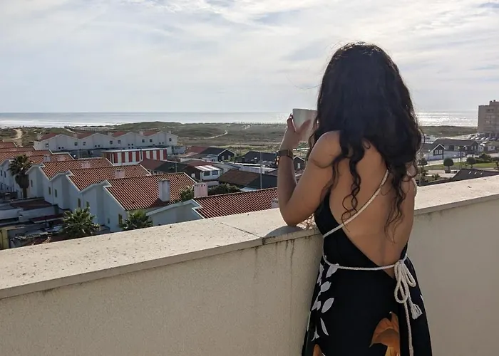 Duplex By The Lägenhet Ovar